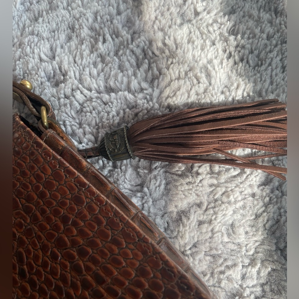 Brahmin crossbody crocodile leather crossbody bag with tassel - Picture 3 of 6